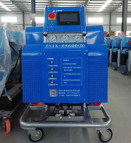 太阳能水箱发泡(图1) JNJX-H5600D聚氨酯填充设备
